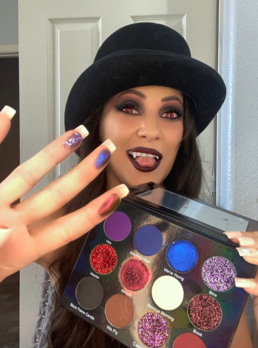 Gothic Hippies - Book of Dark Spells Eyeshadow Pallet