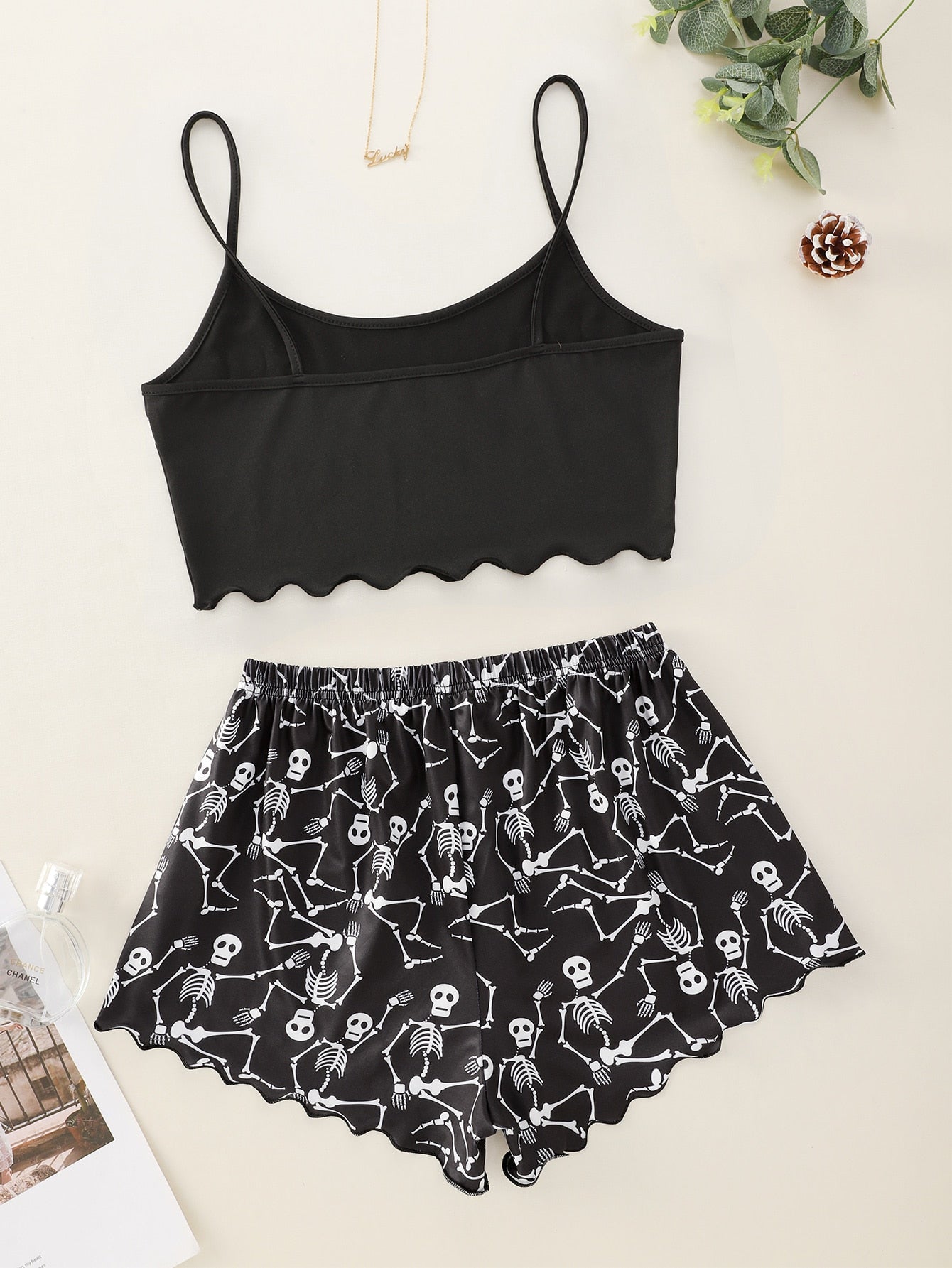 Conjunto de pijama con estampado de calavera