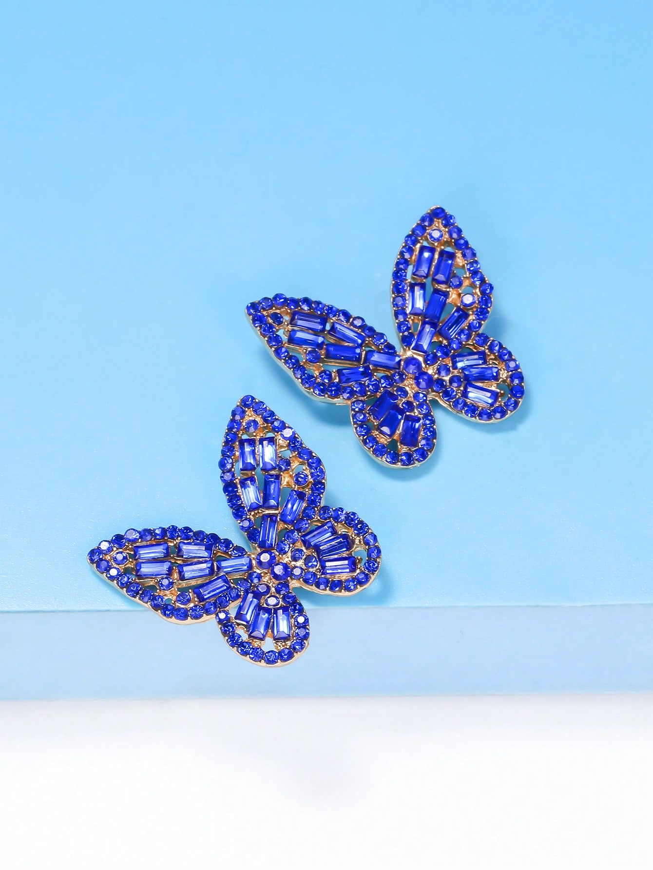 Pendientes de mariposa con diamantes de imitación en tonos Magic Jewel