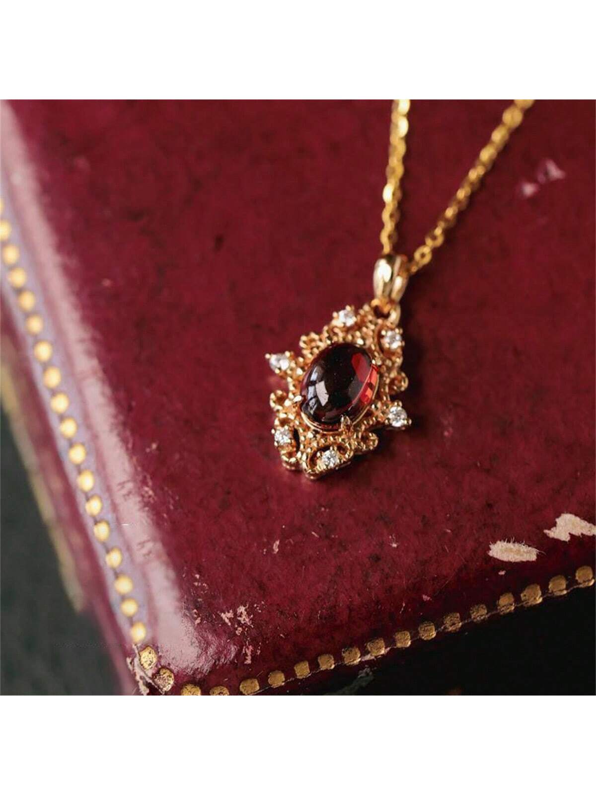 Vampress Red Vintage Necklace