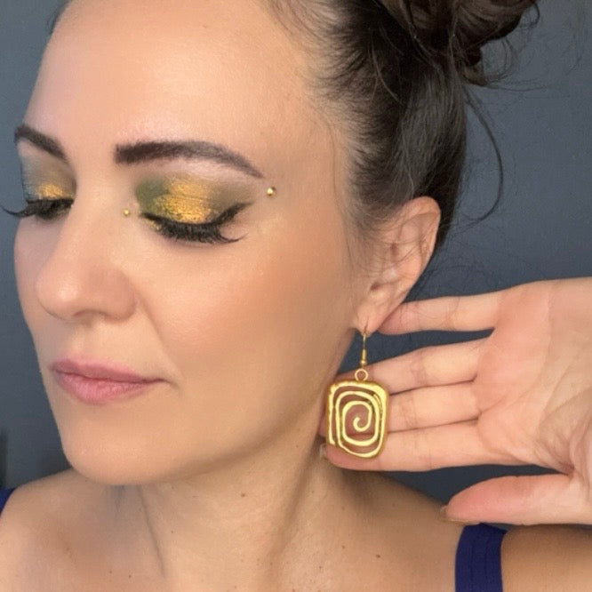 Hypnotizing Illusions Spiral Earrings -Silver or Gold