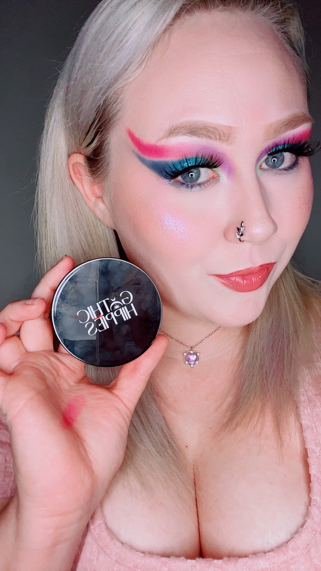 Pressed powder