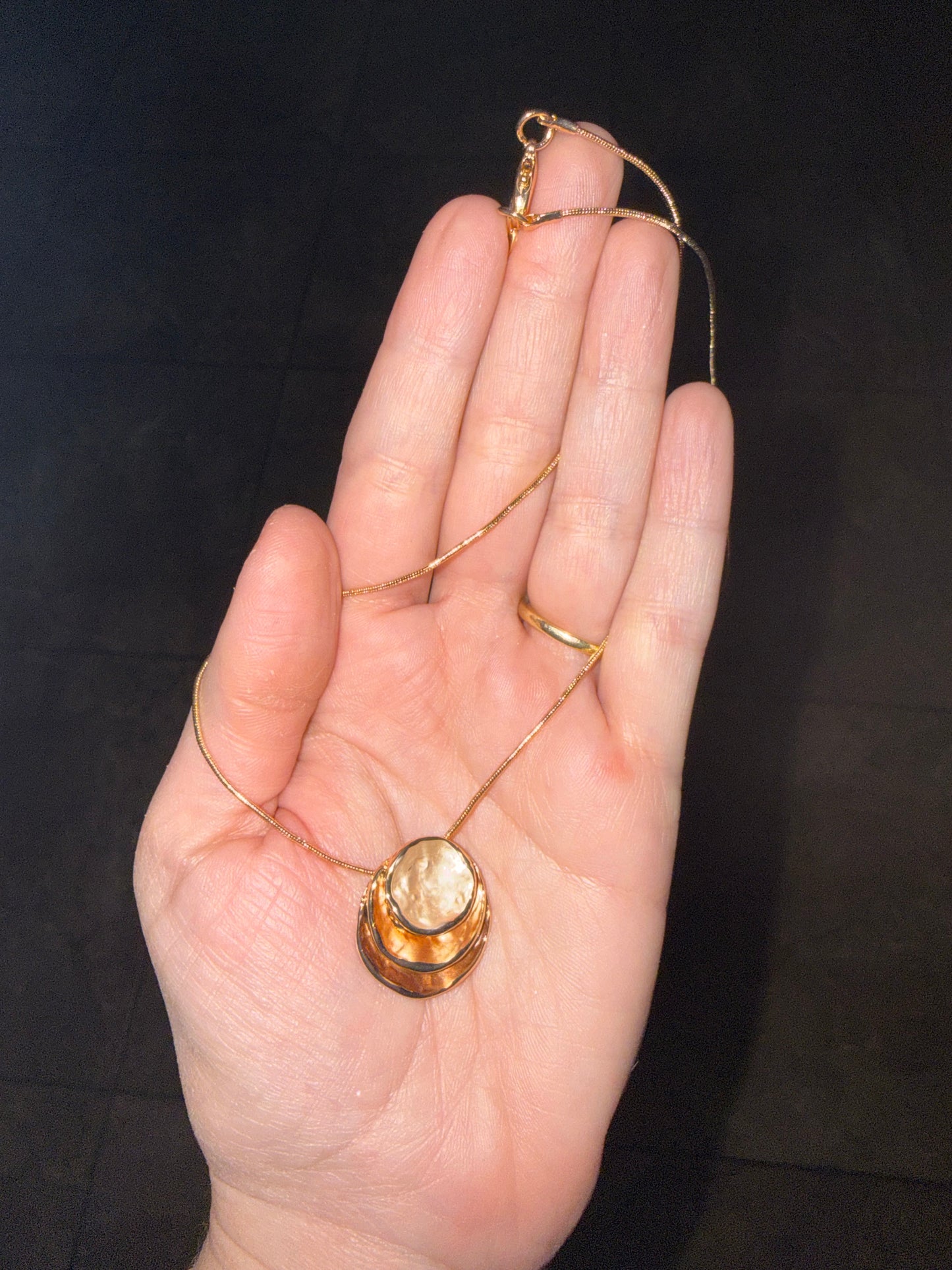 Pearly Shine Necklace