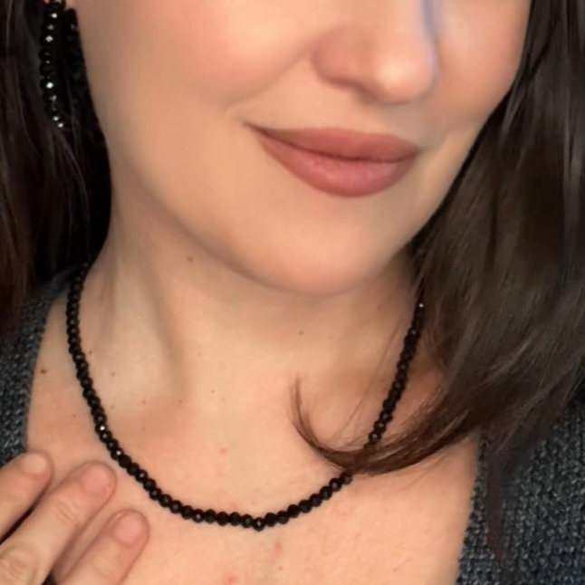 Black Magic - Beaded Magnetic Necklace