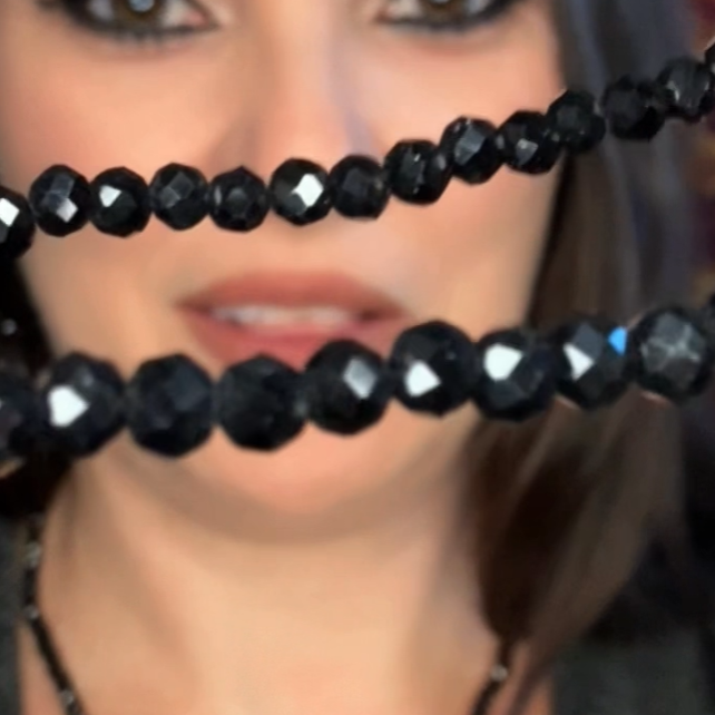 Black Magic - Beaded Magnetic Necklace
