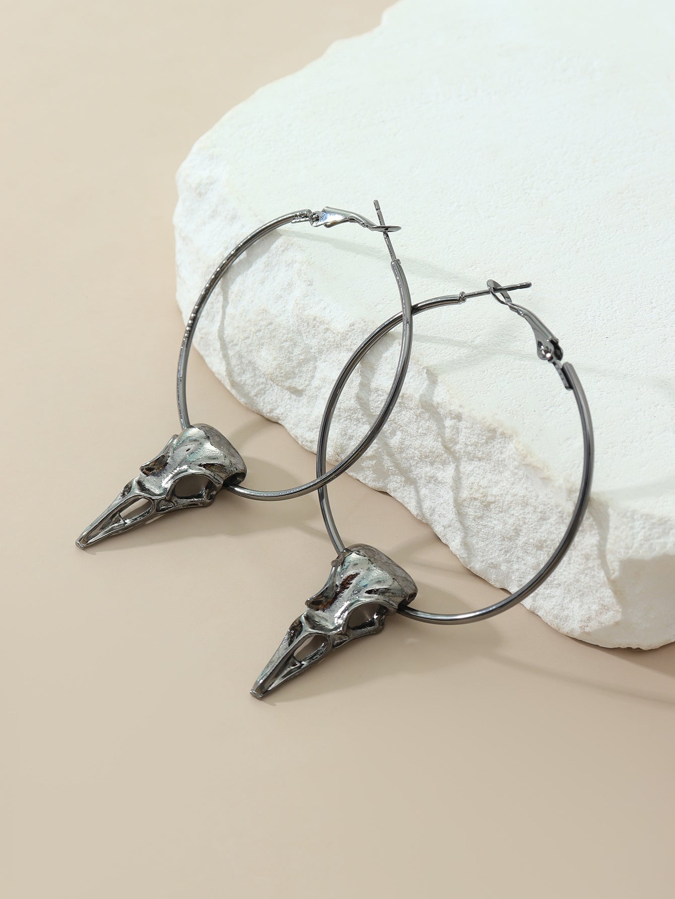 Pendientes de calavera de pájaro estilo gótico